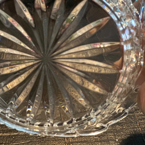 Vintage pressed glass. Tiara./trinket bowl - Picture 4 of 9